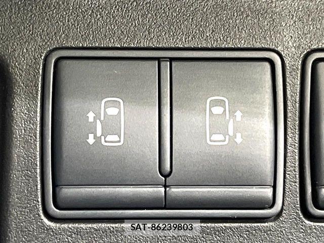 Nissan SERENA 2015-08 8661494-6