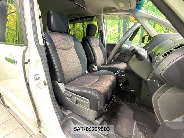 Nissan SERENA 2015-08 8661494-7