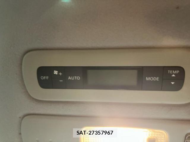 Nissan SERENA 2013-06 8666895-12