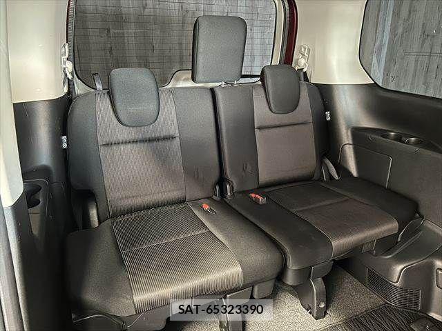 Nissan SERENA 2018-12 8661483-13
