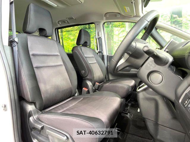 Nissan SERENA 2018-11 8666882-7
