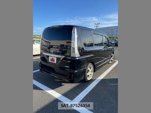 Nissan SERENA 2012-12 8661498-2