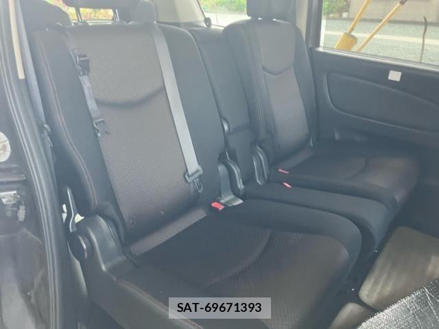 Nissan SERENA 2013-12 8666894-12