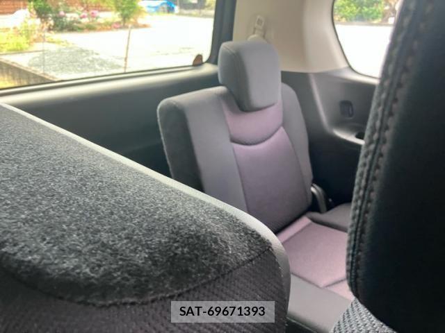 Nissan SERENA 2013-12 8666894-13