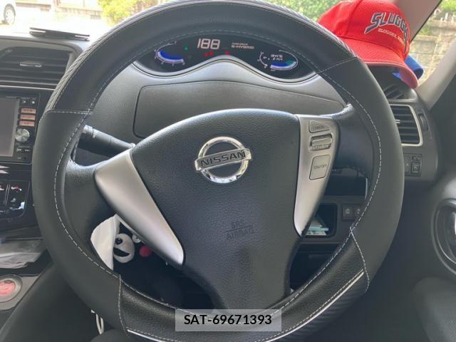 Nissan SERENA 2013-12 8666894-14