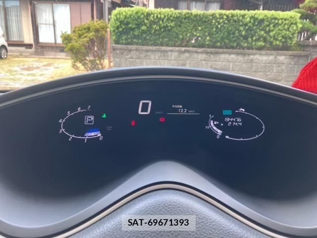 Nissan SERENA 2013-12 8666894-16