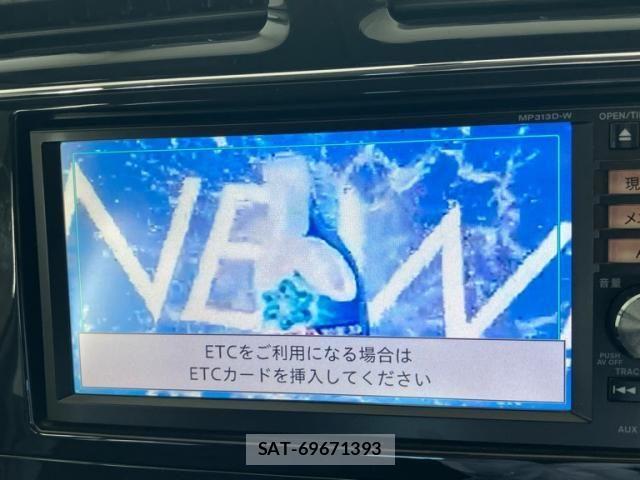 Nissan SERENA 2013-12 8666894-19