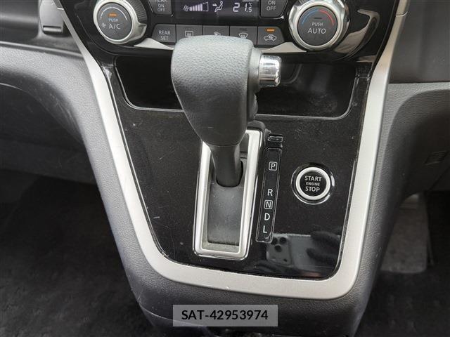 Nissan SERENA 2019-08 8666890-16