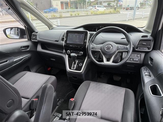 Nissan SERENA 2019-08 8666890-4