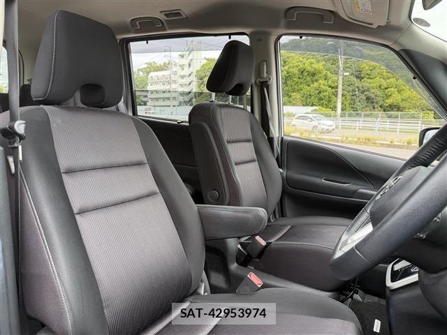 Nissan SERENA 2019-08 8666890-5