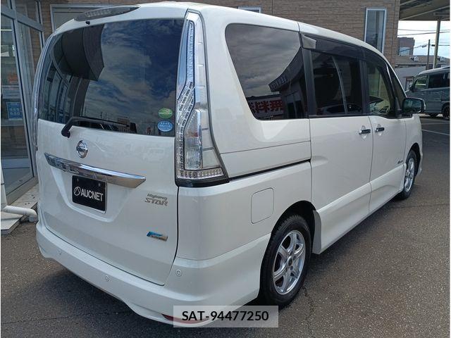 Nissan SERENA 2014-02 8666893-2