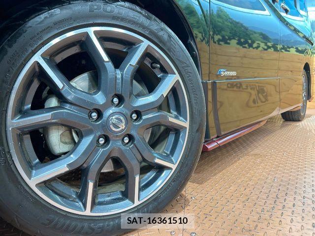 Nissan SERENA 2018-02 8661479-14