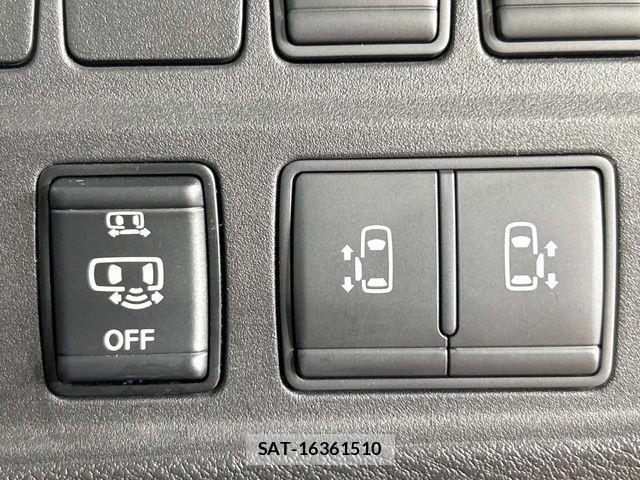 Nissan SERENA 2018-02 8661479-5