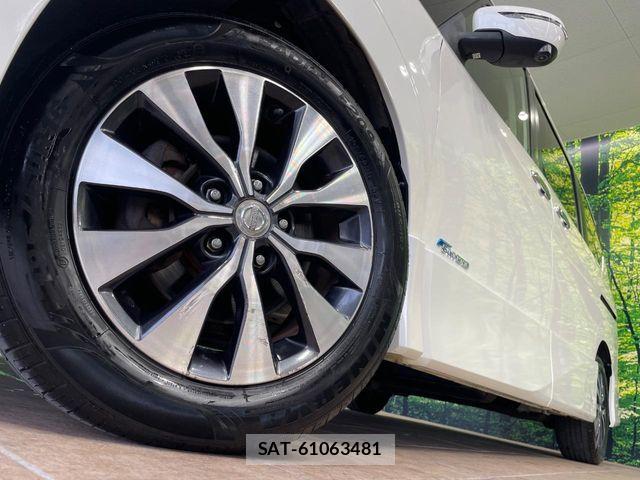 Nissan SERENA 2017-06 8661492-14