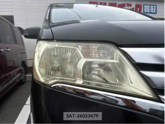 Nissan SERENA 2013-03 8661508-2