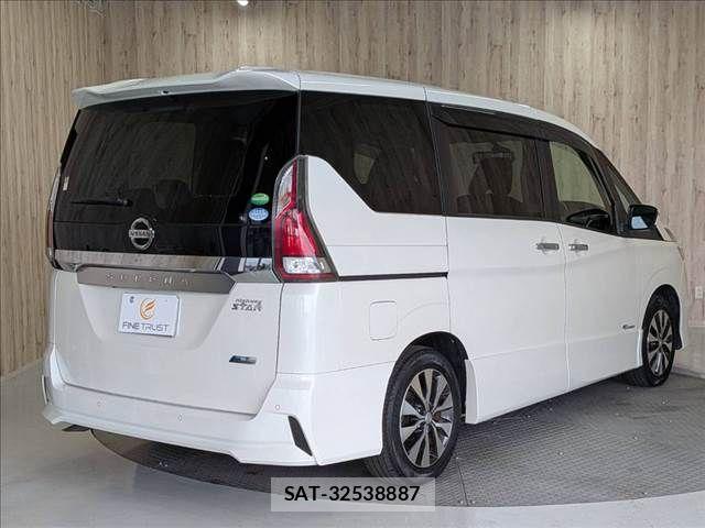 Nissan SERENA 2018-06 8661484-17