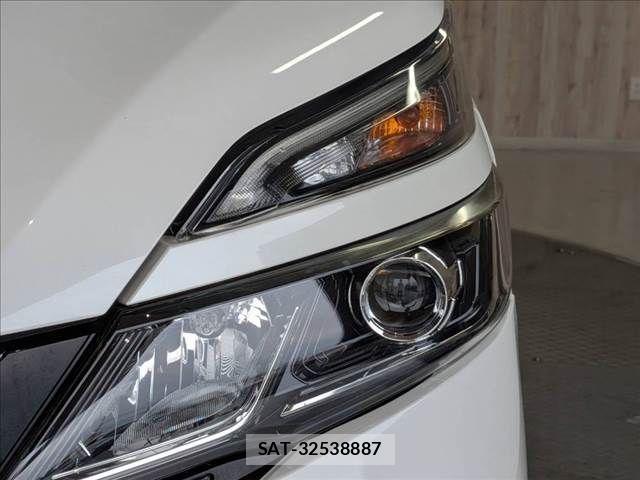 Nissan SERENA 2018-06 8661484-21