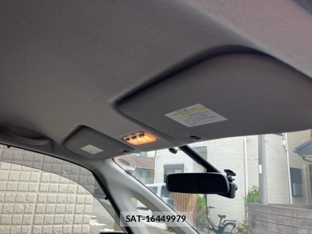 Nissan SERENA 2012-08 8661509-12