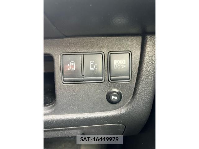 Nissan SERENA 2012-08 8661509-16