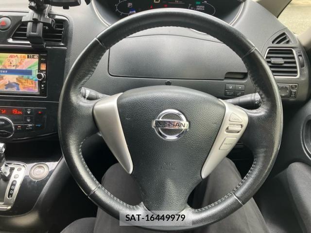 Nissan SERENA 2012-08 8661509-17