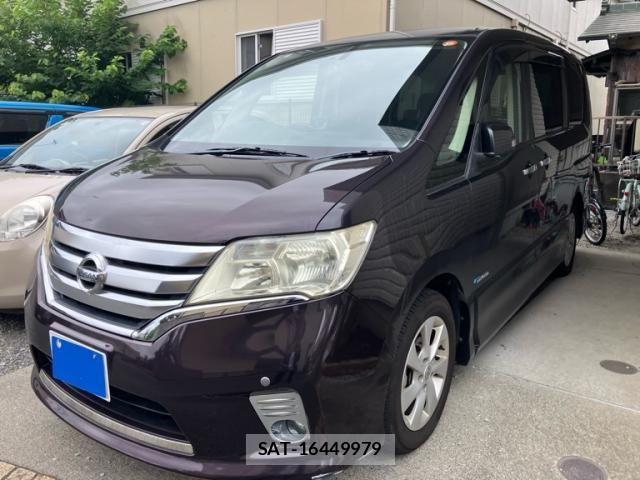 Nissan SERENA 2012-08 8661509-1
