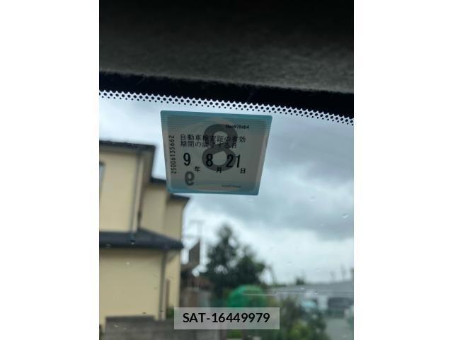 Nissan SERENA 2012-08 8661509-20