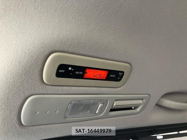 Nissan SERENA 2012-08 8661509-21