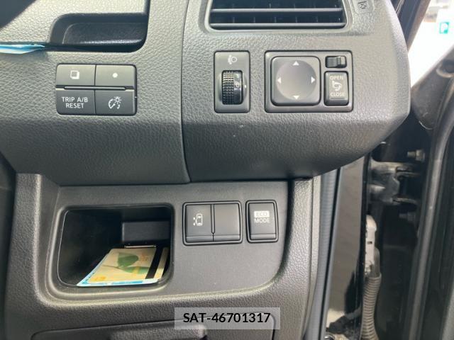 Nissan SERENA 2013-11 8661511-15
