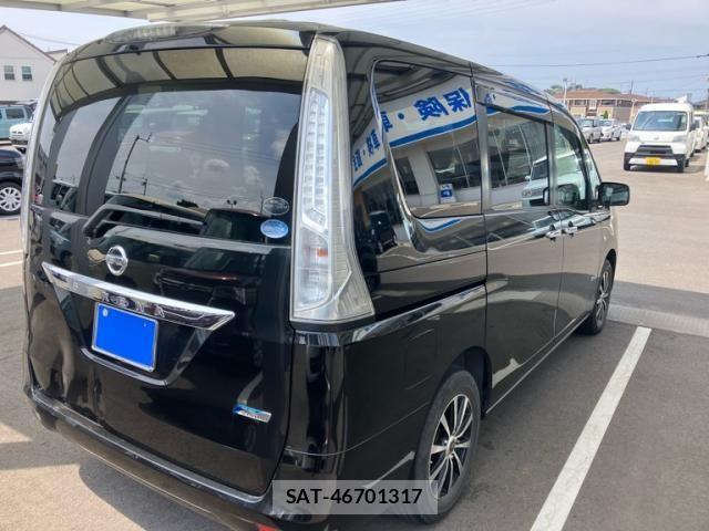 Nissan SERENA 2013-11 8661511-3