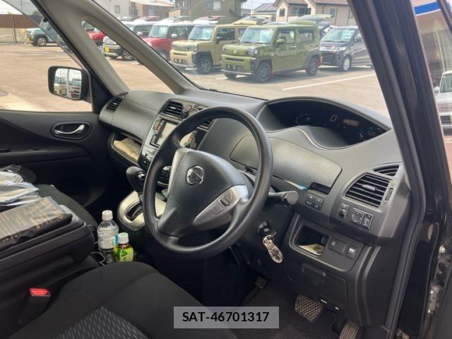 Nissan SERENA 2013-11 8661511-8