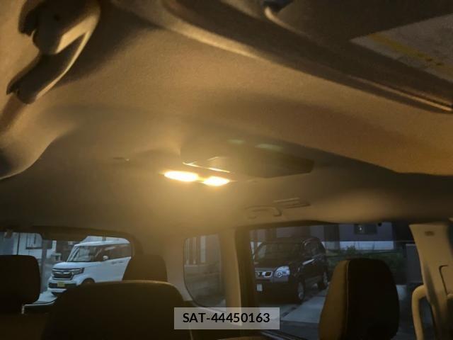 Nissan SERENA 2019-10 8661495-12