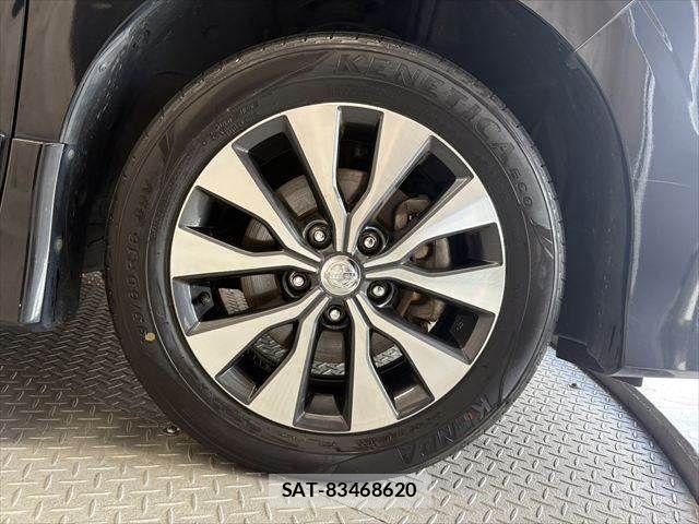 Nissan SERENA 2018-02 8666891-14