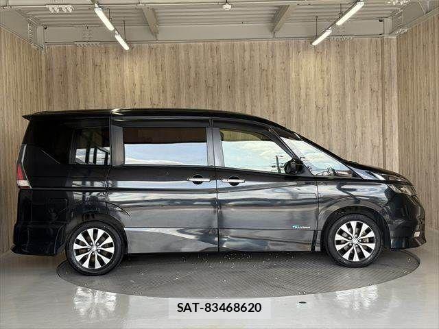 Nissan SERENA 2018-02 8666891-17