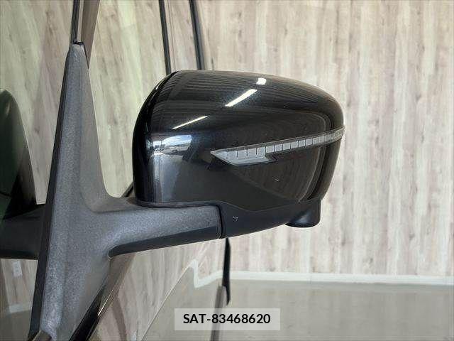 Nissan SERENA 2018-02 8666891-26