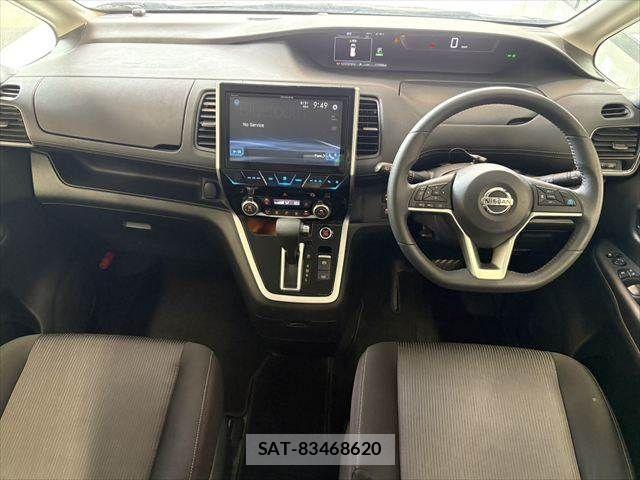 Nissan SERENA 2018-02 8666891-2