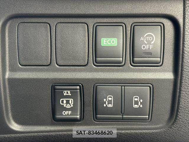 Nissan SERENA 2018-02 8666891-5