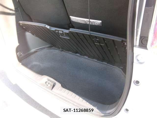 Nissan SERENA 2017-07 8666884-20