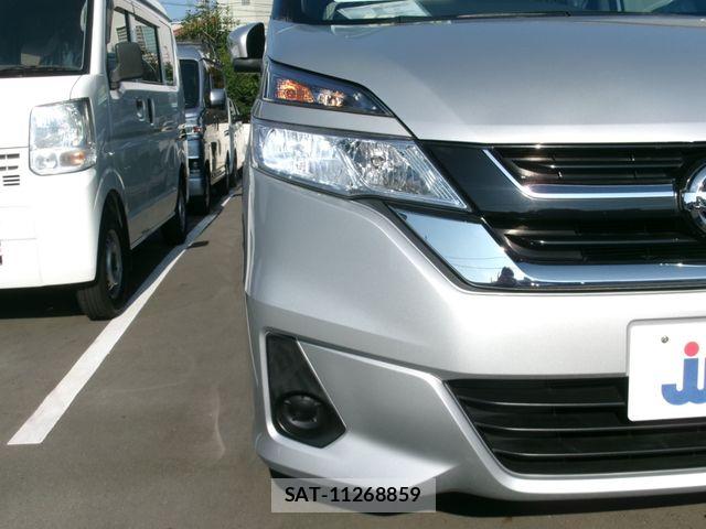Nissan SERENA 2017-07 8666884-21