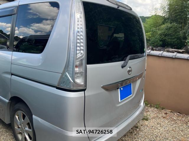 Nissan SERENA 2013-05 8661512-4