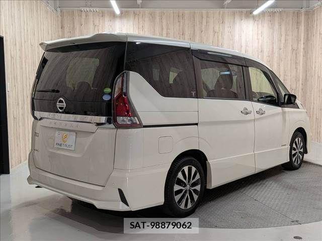 Nissan SERENA 2019-01 8666889-18