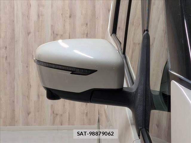Nissan SERENA 2019-01 8666889-26