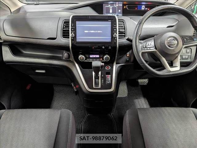 Nissan SERENA 2019-01 8666889-2