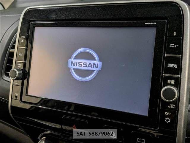 Nissan SERENA 2019-01 8666889-3