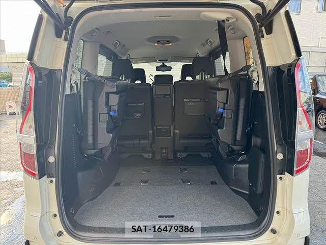 Nissan SERENA 2020-12 8666883-21