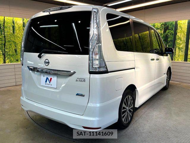 Nissan SERENA 2014-05 8686532-16