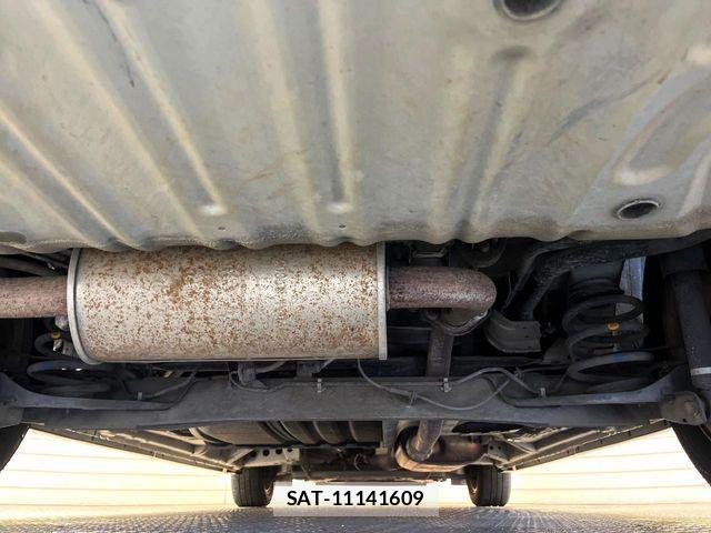 Nissan SERENA 2014-05 8686532-18