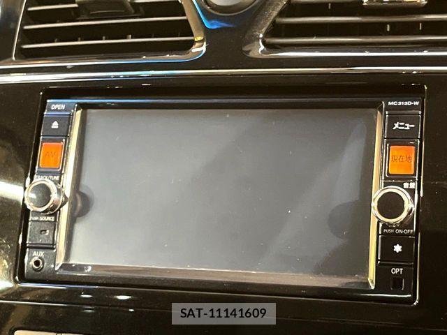 Nissan SERENA 2014-05 8686532-3