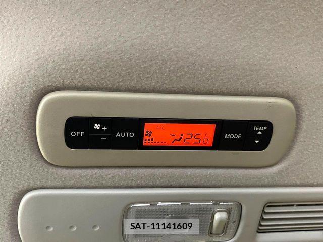 Nissan SERENA 2014-05 8686532-6
