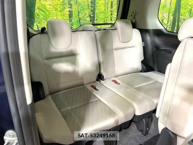 Nissan SERENA 2016-10 8686535-9