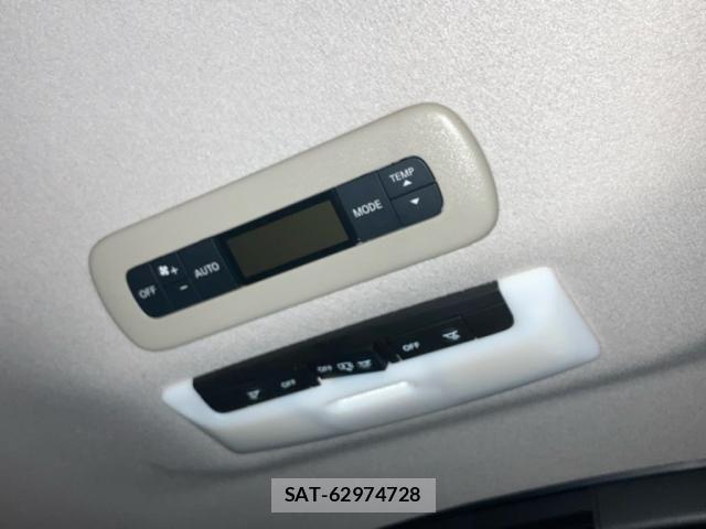 Nissan SERENA 2018-03 8686538-17